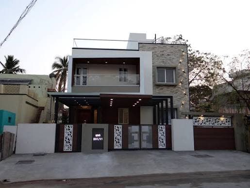 Spacious 4BHK Independent Villa in Vasant Vihar, New Delhi
